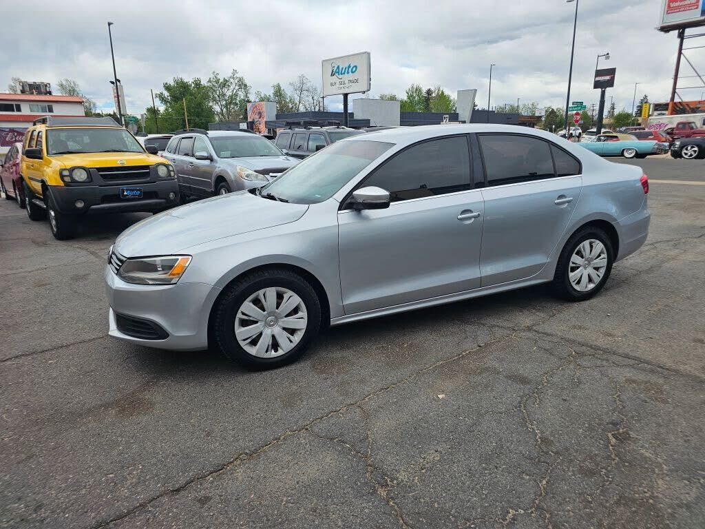 2013 VOLKSWAGEN Jetta