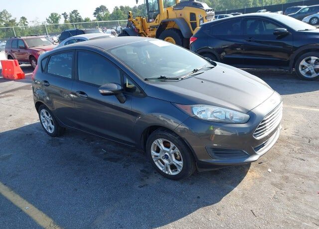 2016 FORD Fiesta
