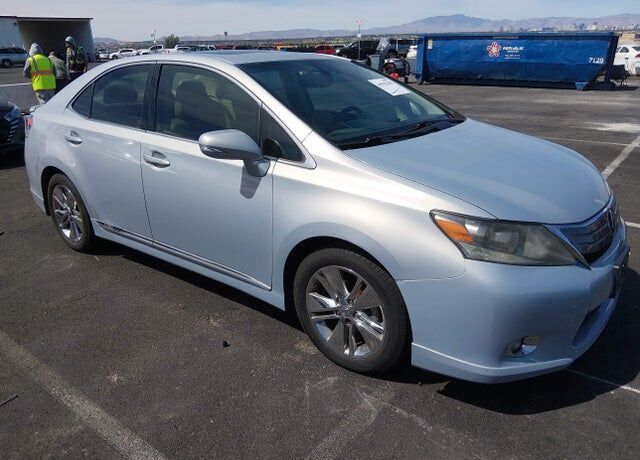 2010 LEXUS HS