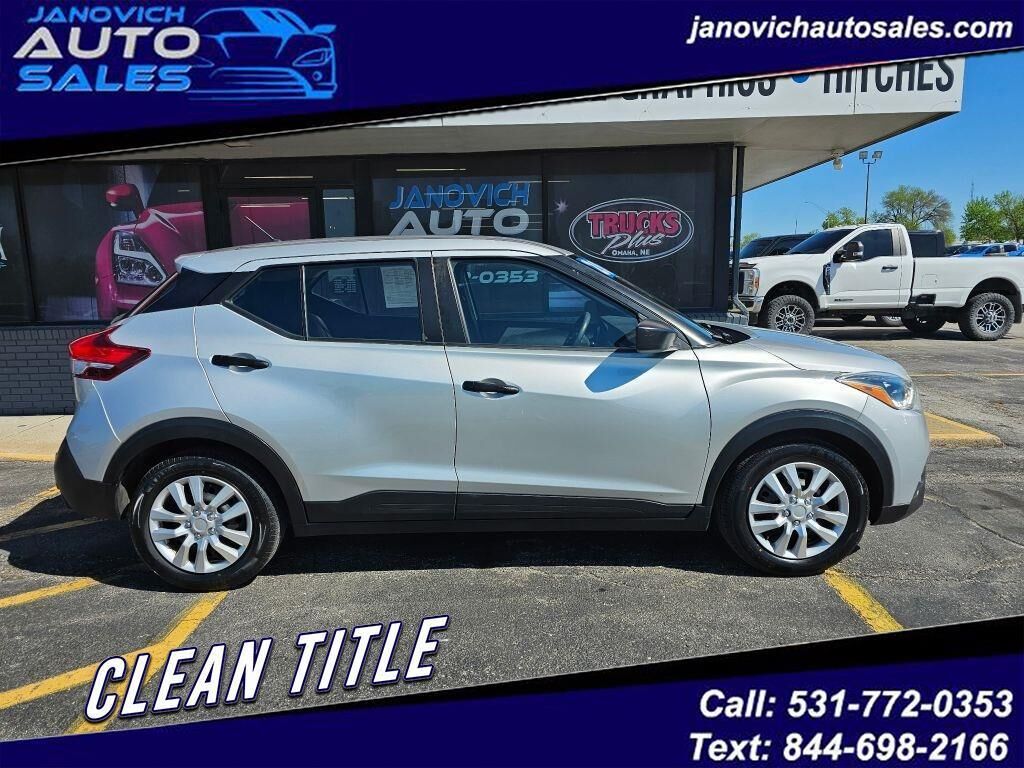 2020 NISSAN Kicks