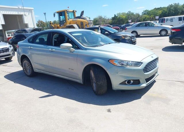 2013 FORD Fusion