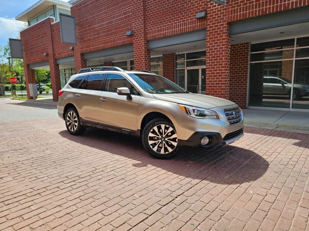 2017 SUBARU Outback