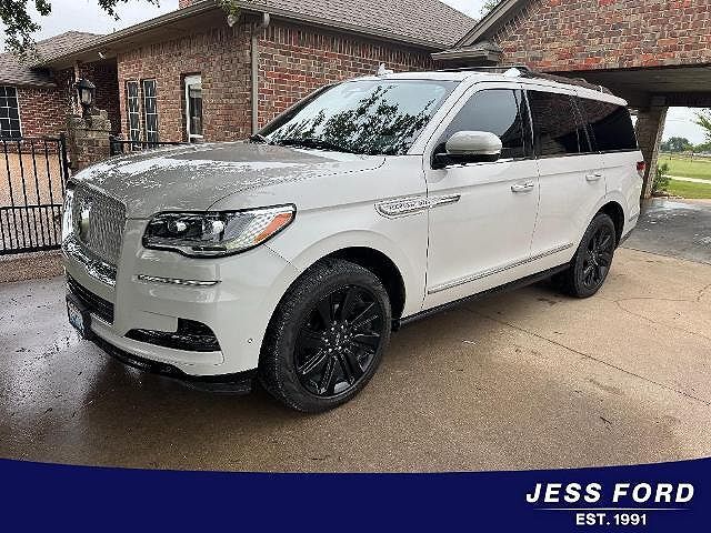 2024 LINCOLN Navigator