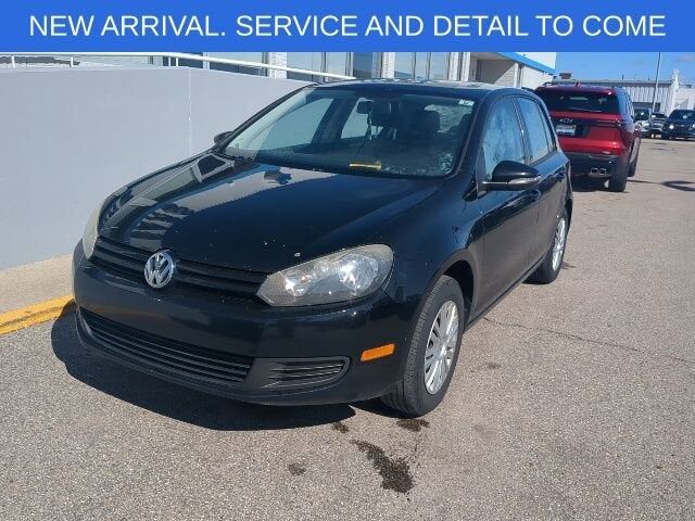 2012 VOLKSWAGEN Golf