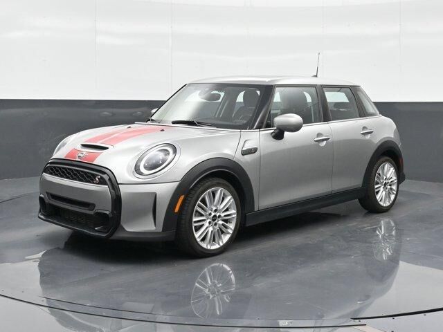 2024 MINI Hardtop