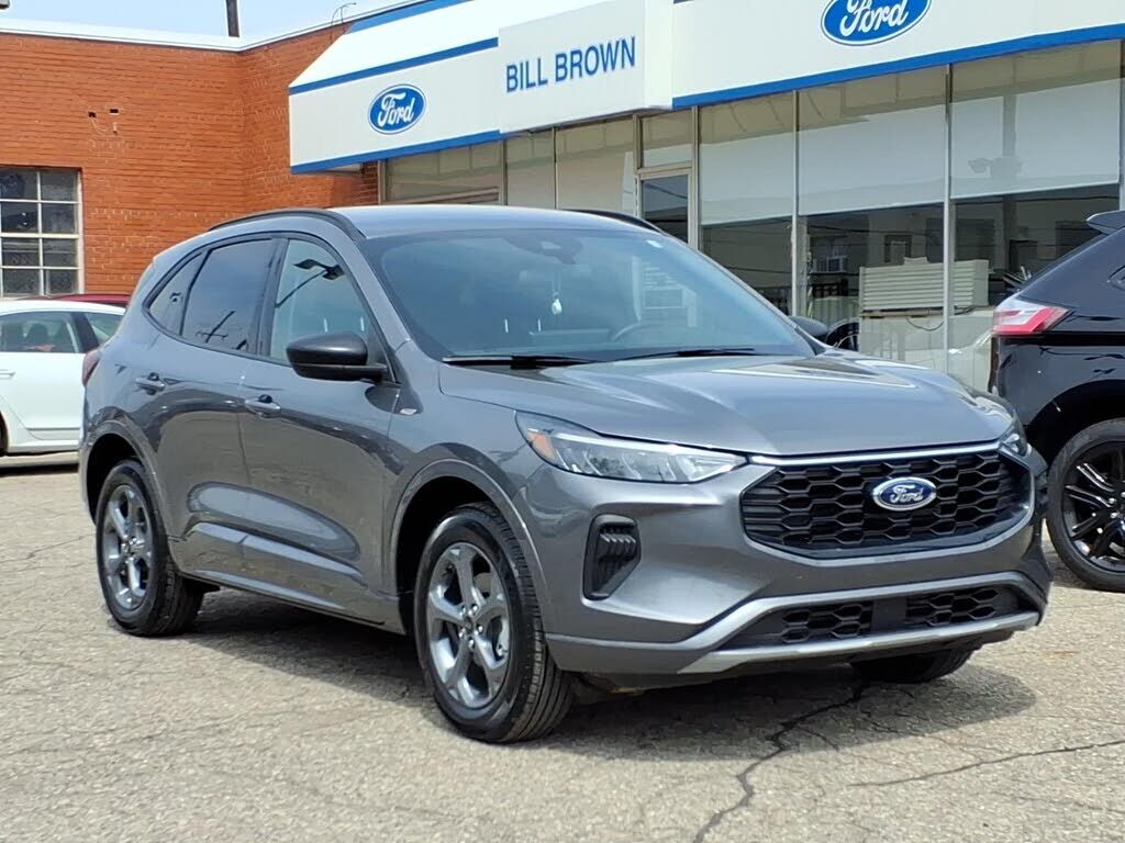 2024 FORD Escape
