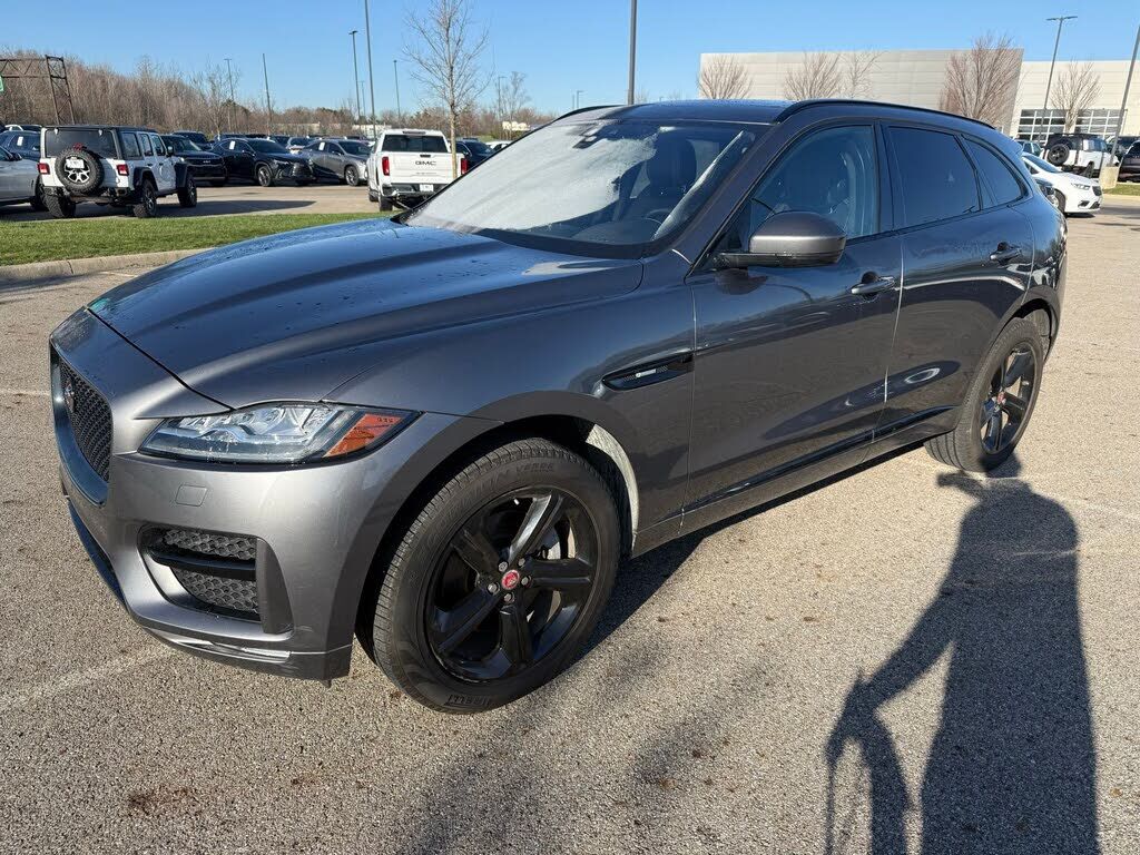 2019 JAGUAR F-Pace