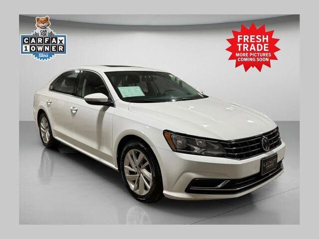 2018 VOLKSWAGEN Passat