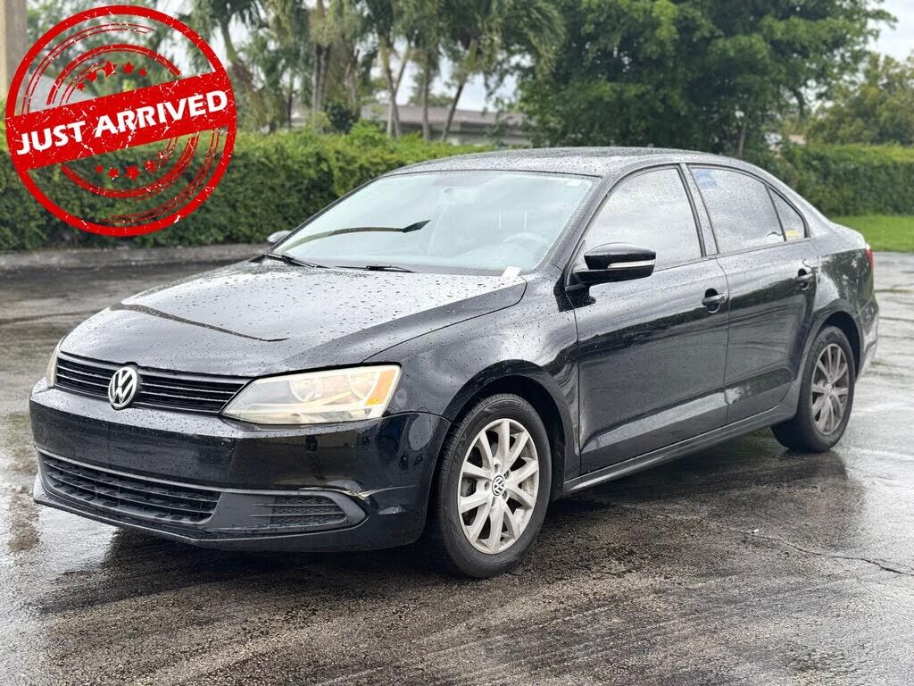 2012 VOLKSWAGEN Jetta