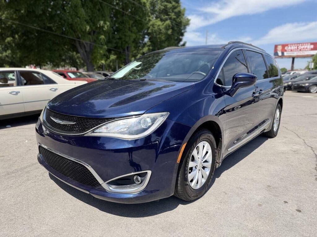 2017 CHRYSLER Pacifica