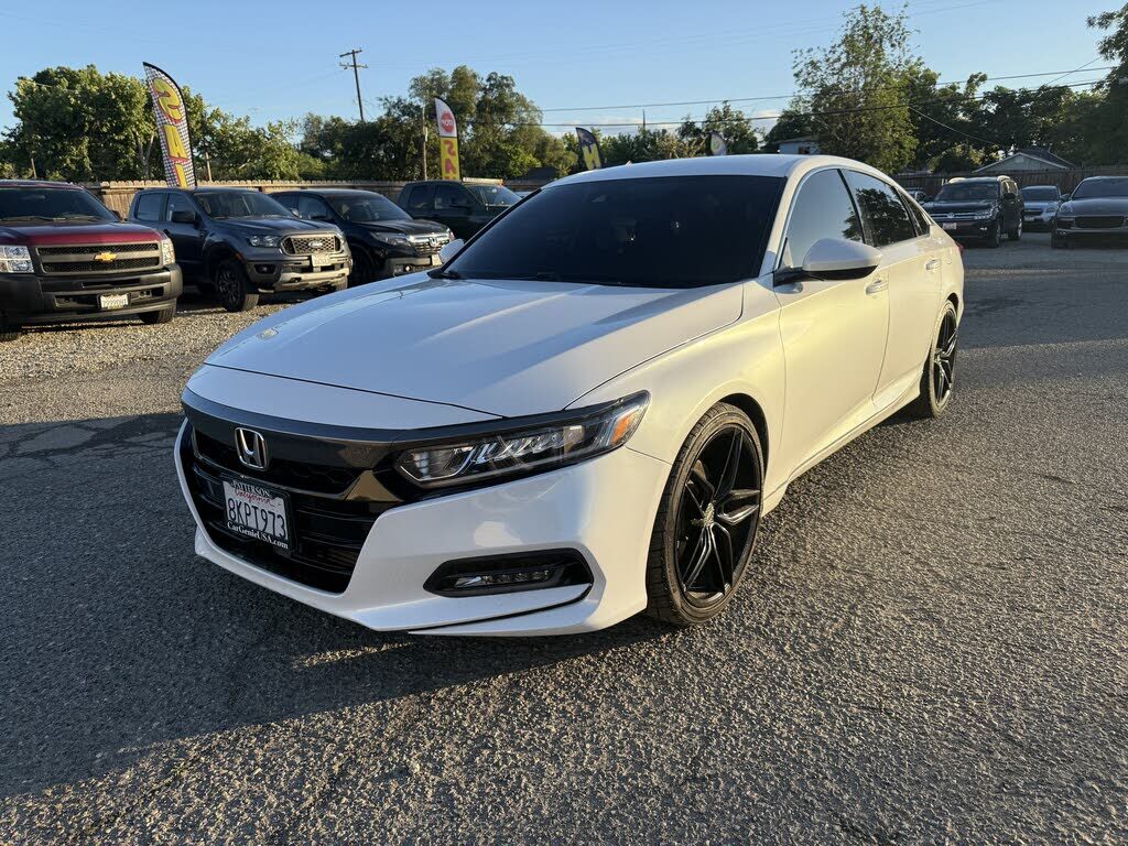 2019 HONDA Accord