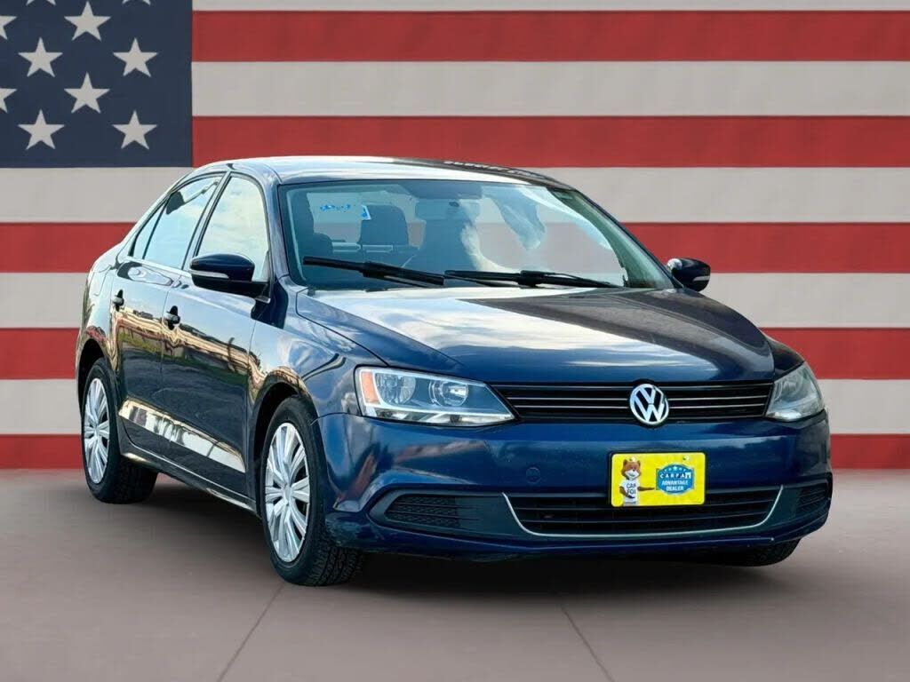2013 VOLKSWAGEN Jetta