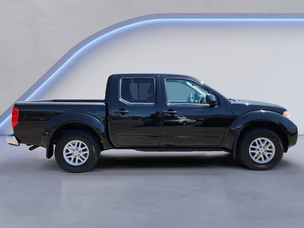 2017 NISSAN Frontier