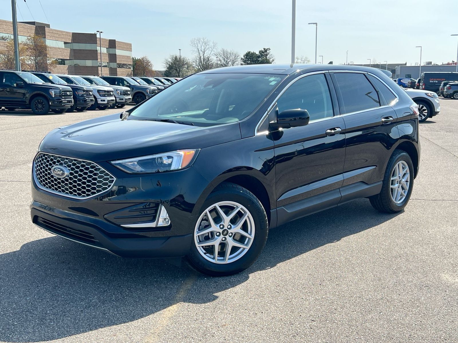 2024 FORD Edge