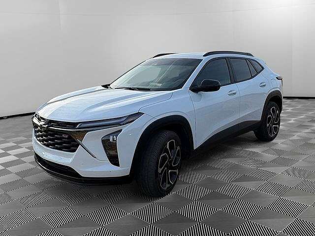 2025 CHEVROLET Trax