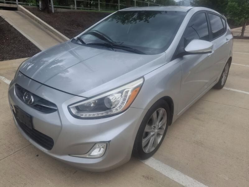 2014 HYUNDAI Accent