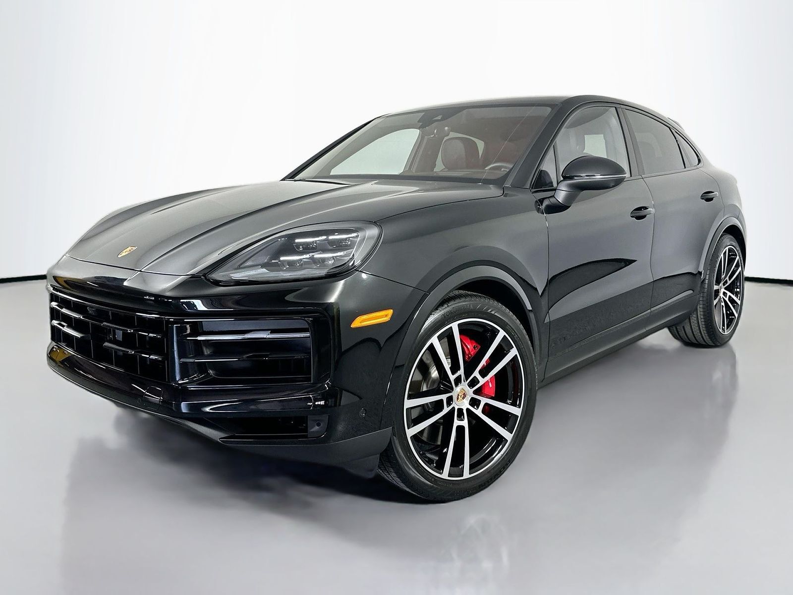 2025 PORSCHE Cayenne