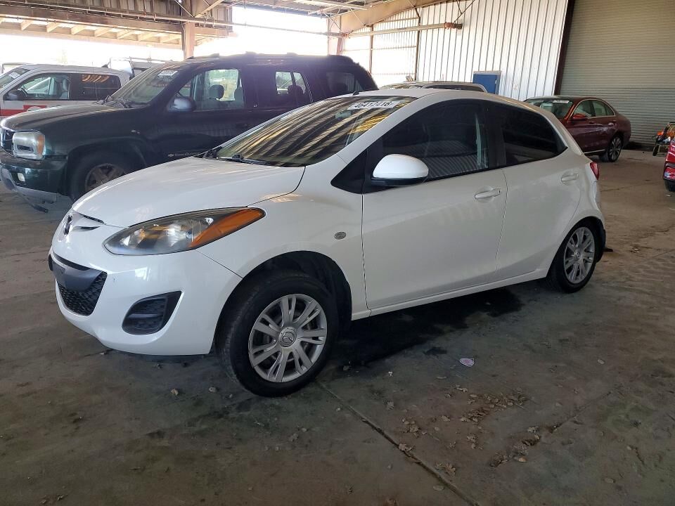 2011 MAZDA Mazda2