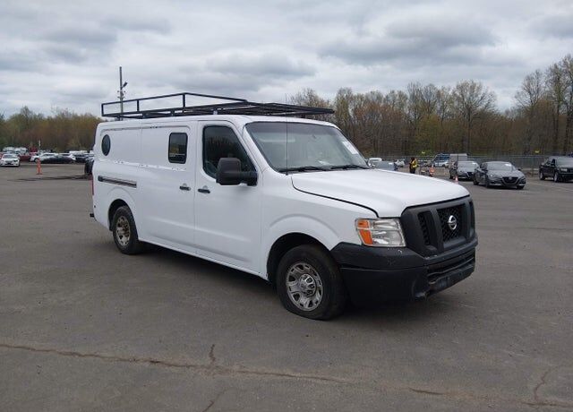 2012 NISSAN NV