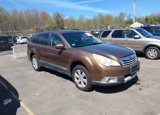 2012 SUBARU Outback