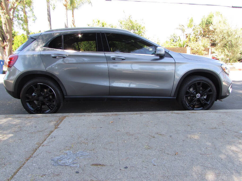 2018 MERCEDES-BENZ GLA-Class