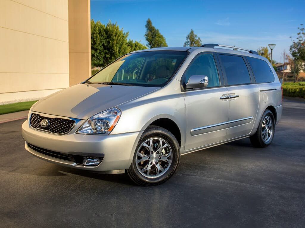 2014 KIA Sedona