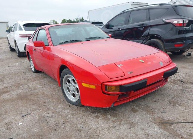 1986 PORSCHE 944