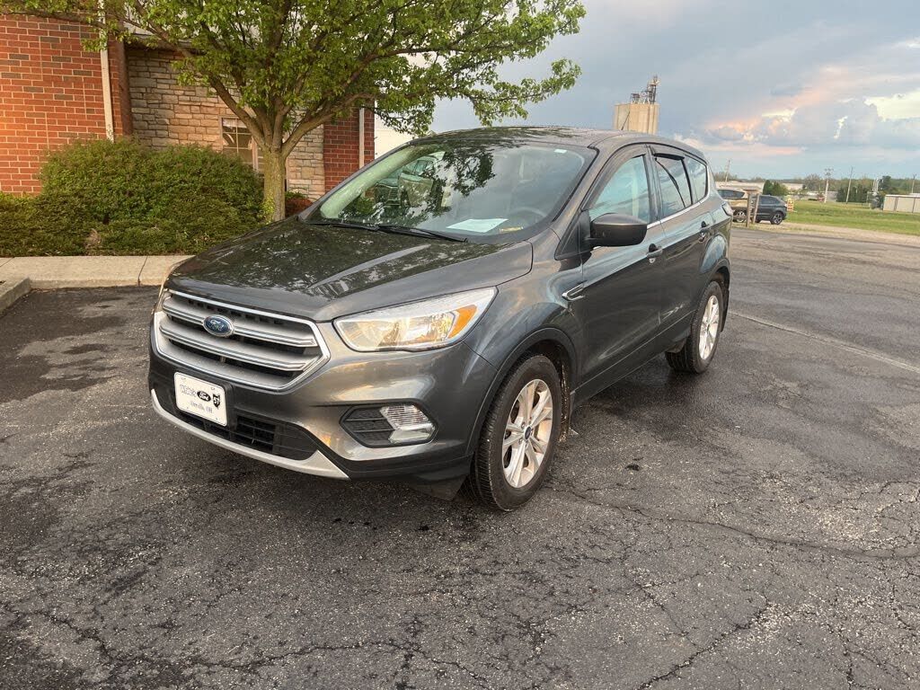 2017 FORD Escape