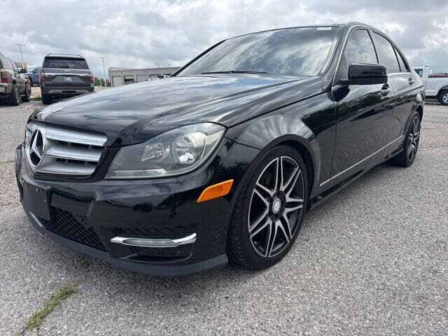 2013 MERCEDES-BENZ C-Class