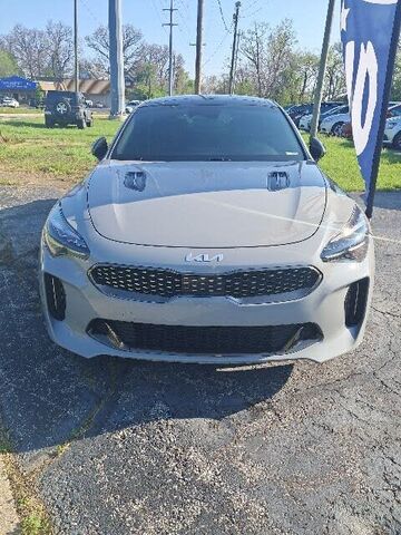 2023 KIA Stinger