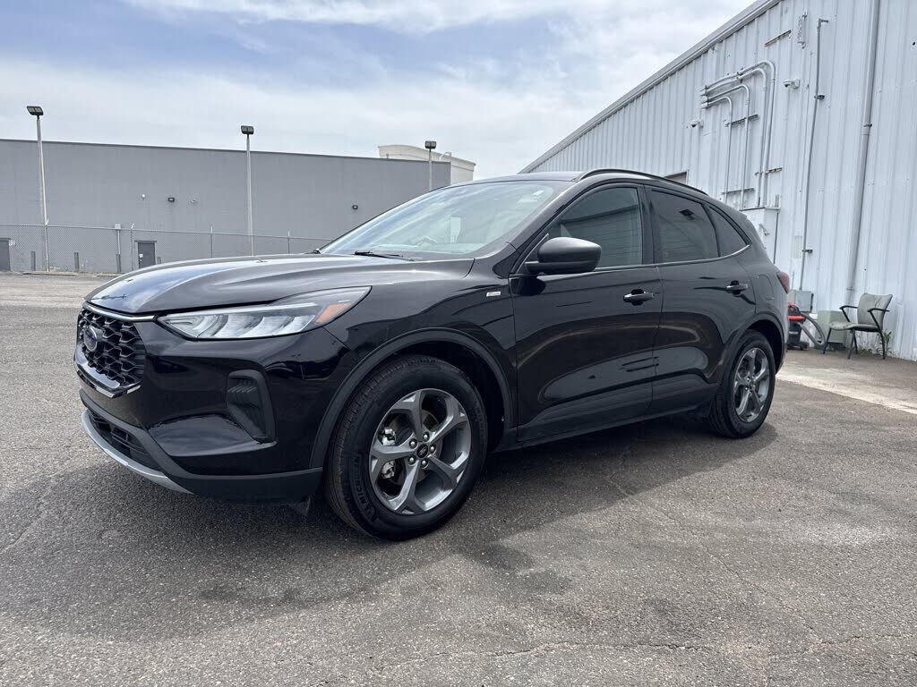 2025 FORD Escape