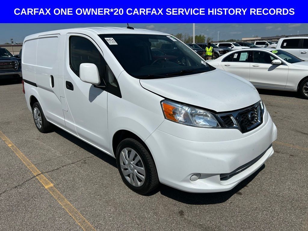 2020 NISSAN NV200