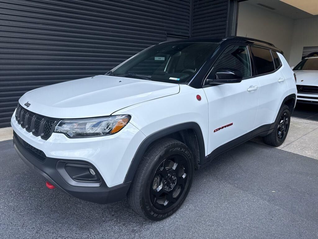 2023 JEEP Compass