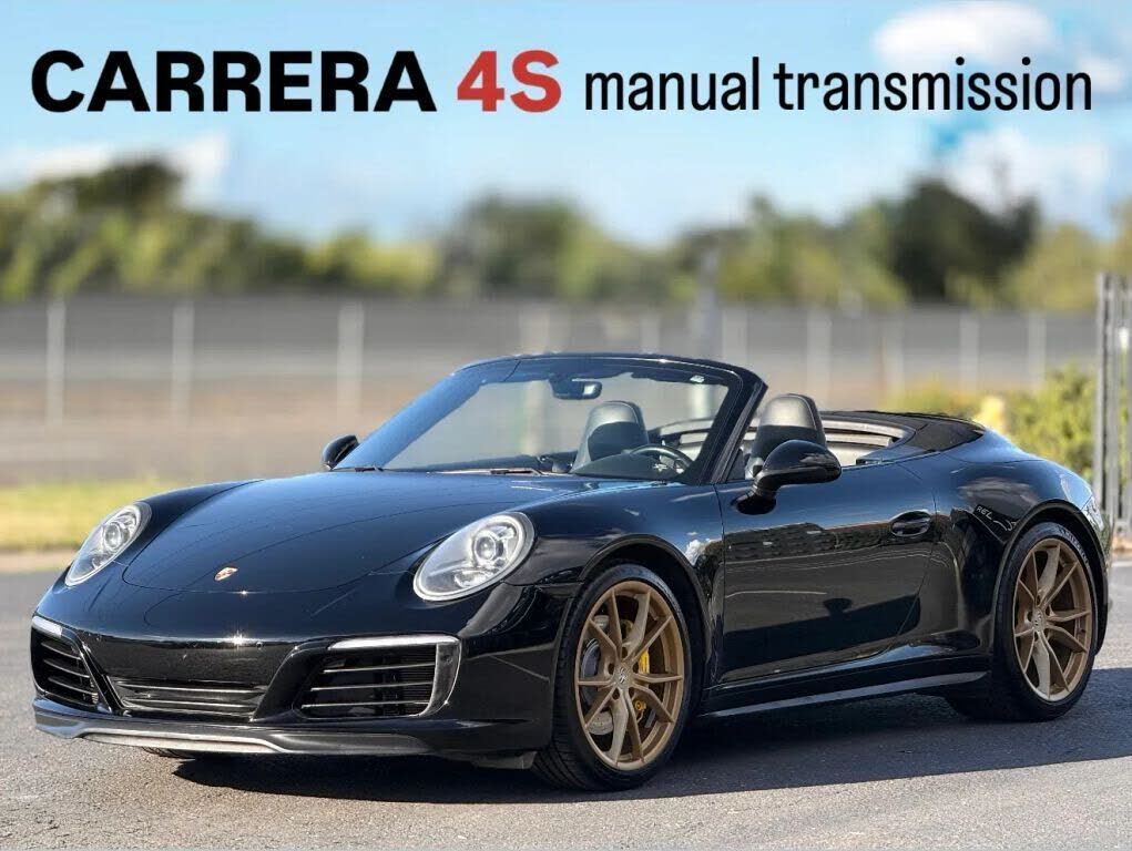 2017 PORSCHE 911