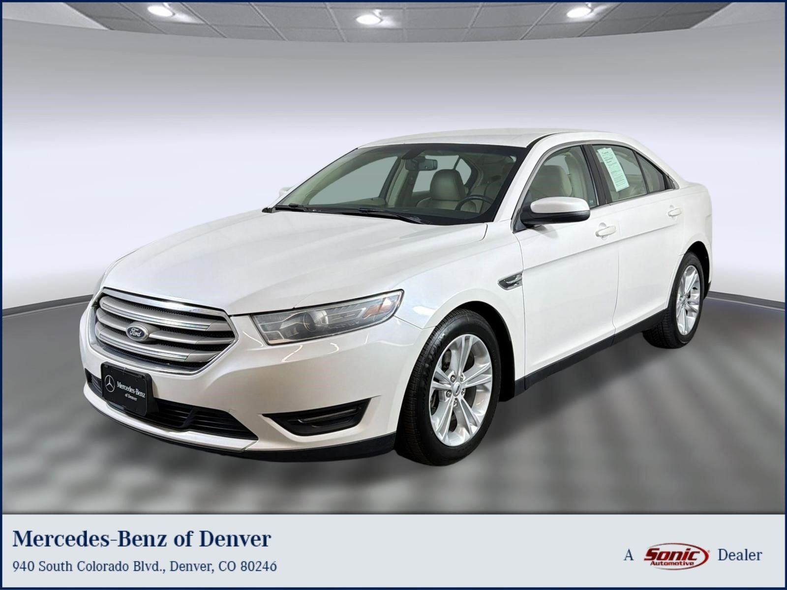 2013 FORD Taurus