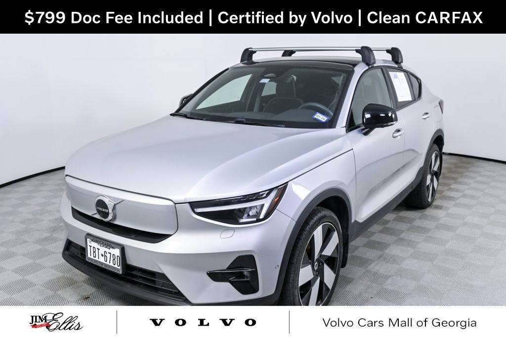 2023 VOLVO C40