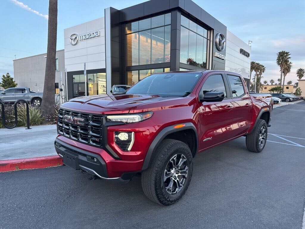 2023 GMC Canyon