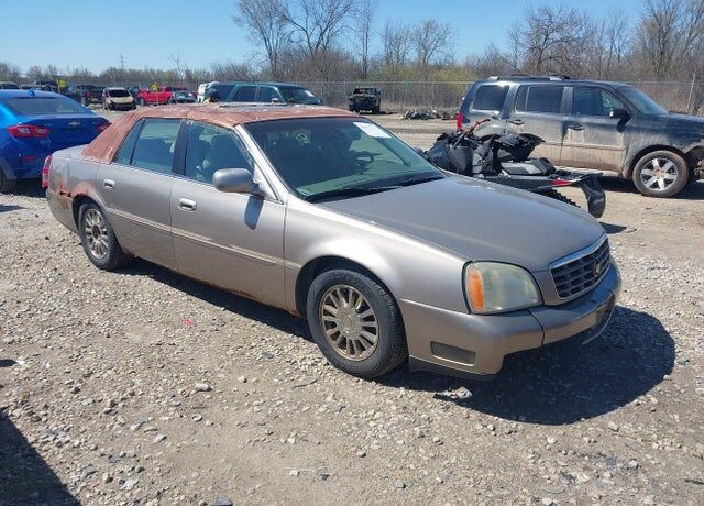 2004 CADILLAC Deville