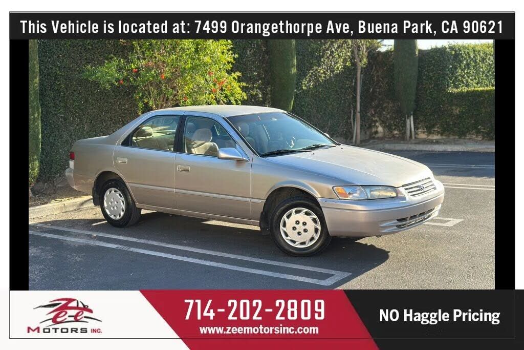 1998 TOYOTA Camry