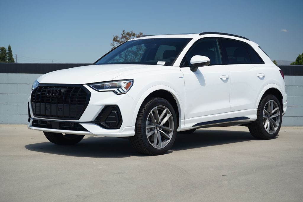 2025 AUDI Q3