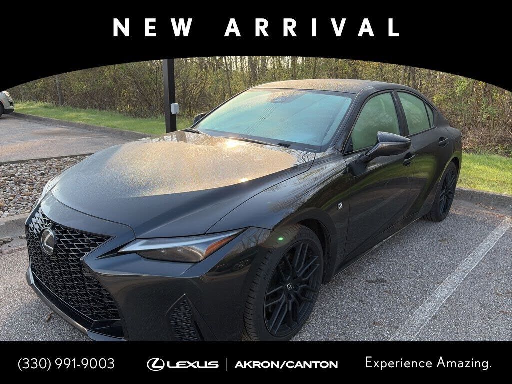 2024 LEXUS IS