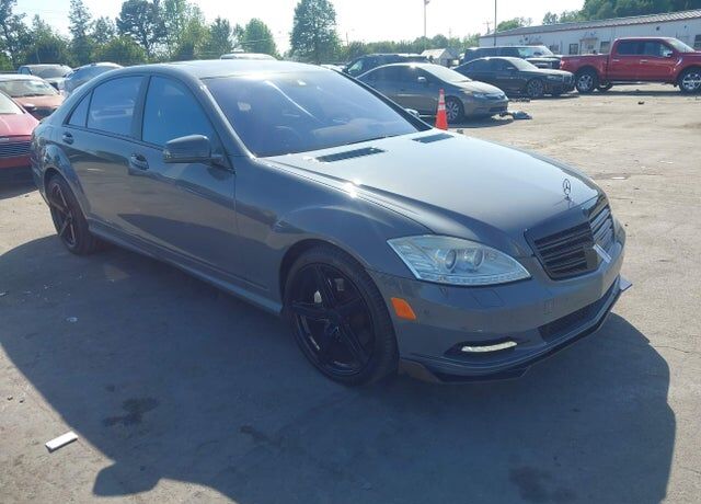 2010 MERCEDES-BENZ S-Class