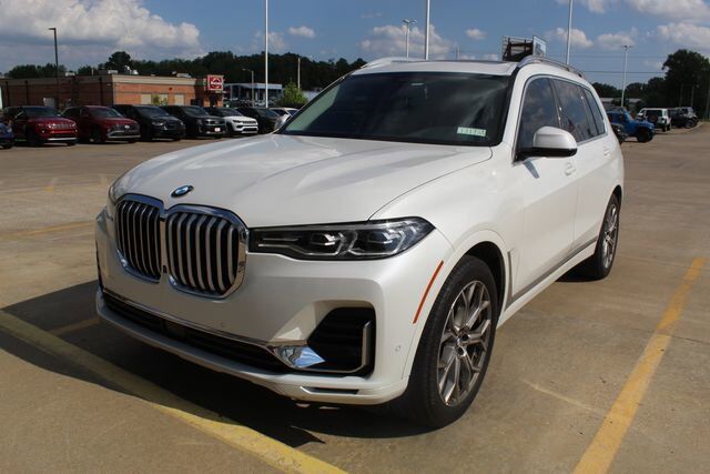 2022 BMW X7