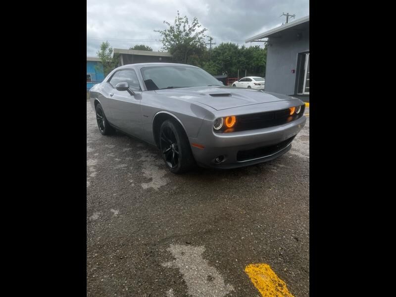 2016 DODGE Challenger