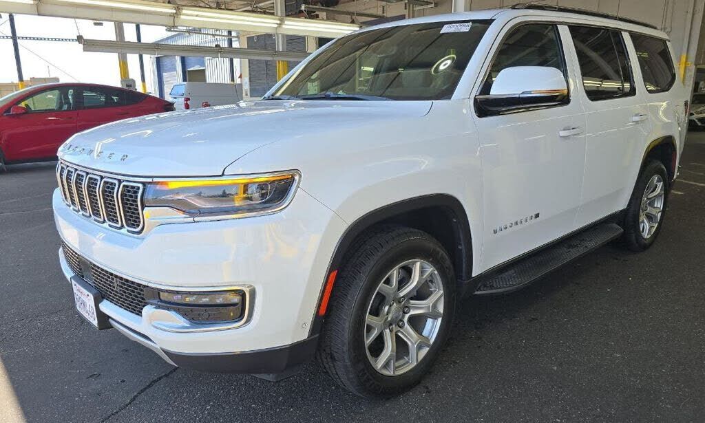 2022 JEEP Wagoneer