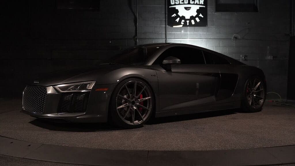2017 AUDI R8