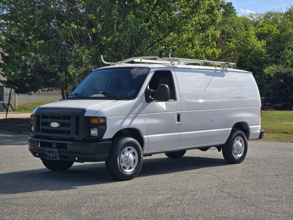 2014 FORD E-350