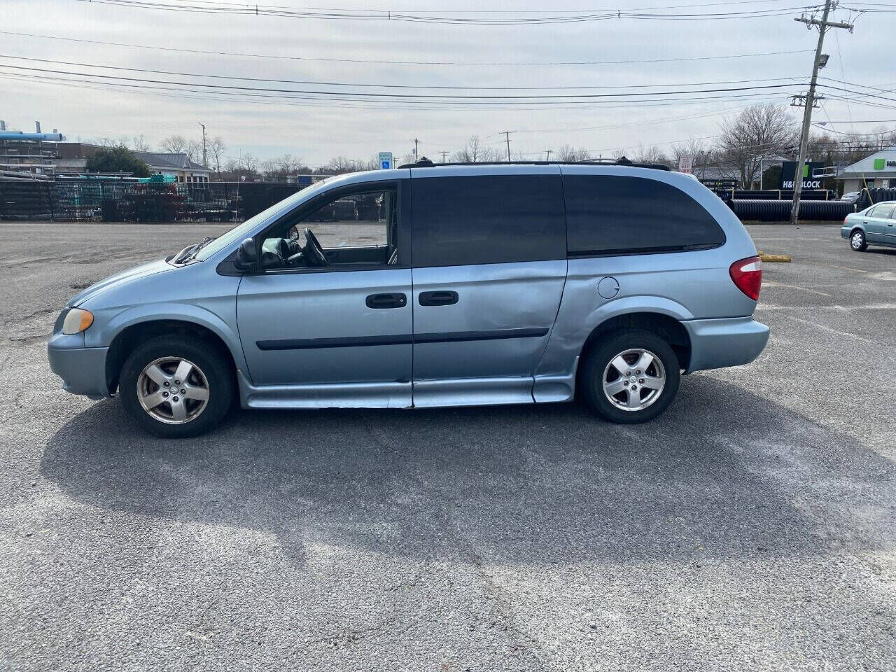 2005 DODGE Caravan