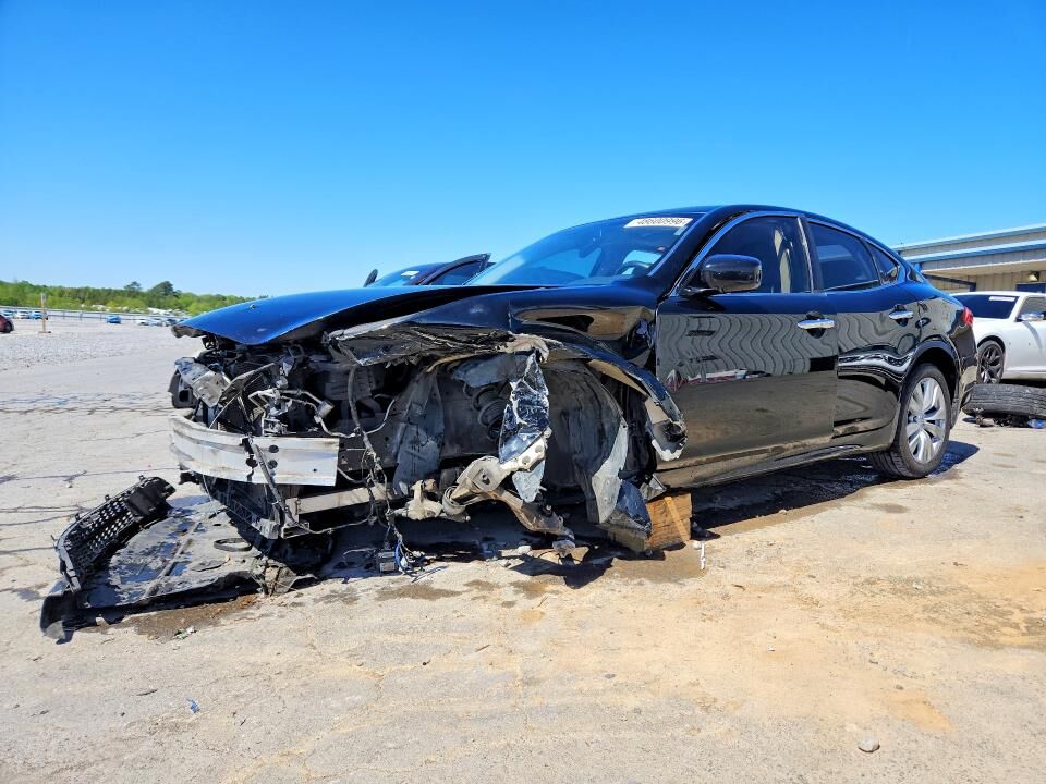 2011 INFINITI M37
