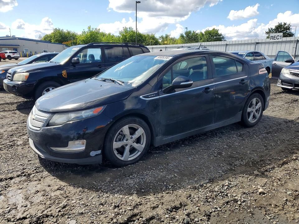 2013 CHEVROLET Volt